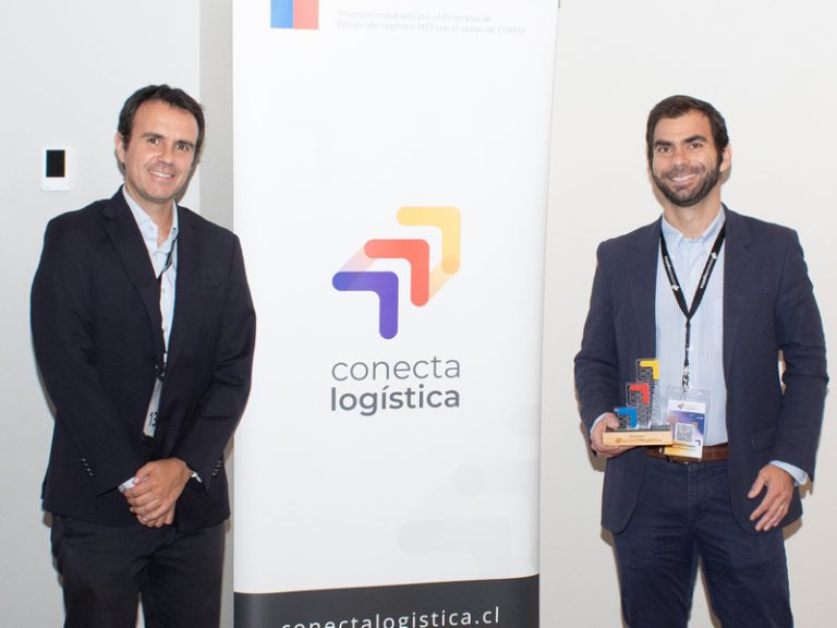 Sebastián Flores y Sergio Pizarro de Dux Partners en el aniversario de Conecta Logística