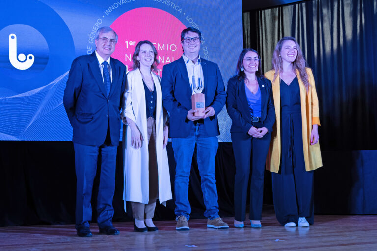 Premio Nacional de Logistica Empresa del año - Mercado Libre